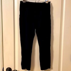 Black Capri fabletics leggings